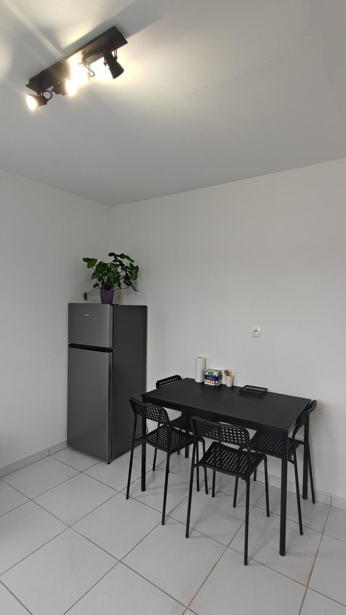 Appartement Cosy Uchaud Exterior foto